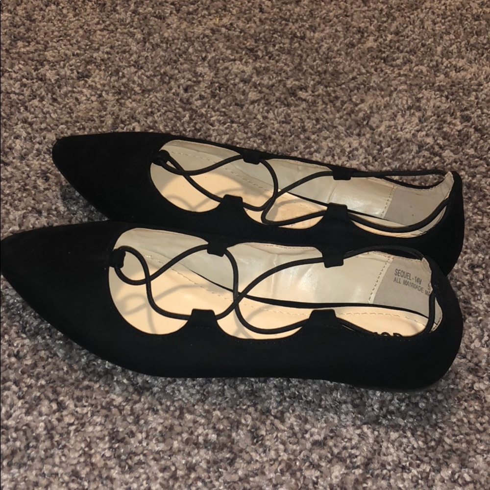 Black laced flats